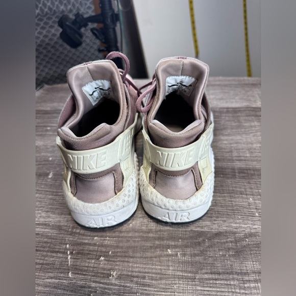EUC Nike Air Huarache Run (Smokey Mauve/White) Women's‎ Shoes 634835-203 Size 8 - Picture 8 of 10